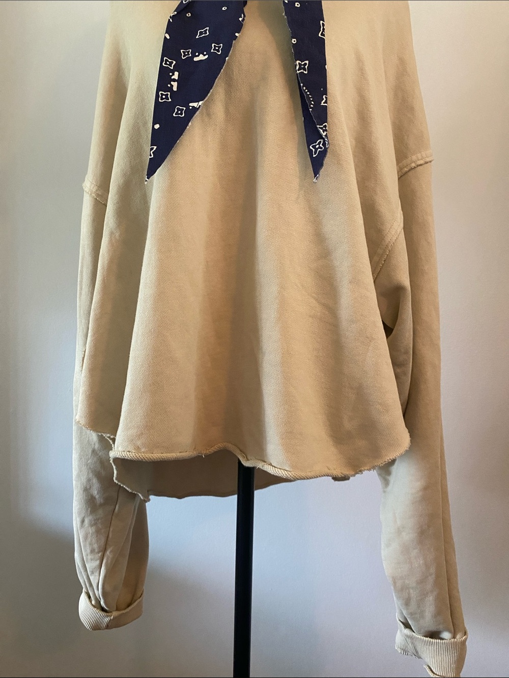 Free prople oversized size large necktie tie hoodie - Picture 3 of 9